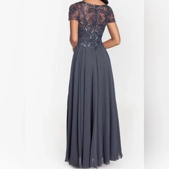 XSCAPE
Embellished Short Sleeve Chiffon Gown - Picture 4 of 11